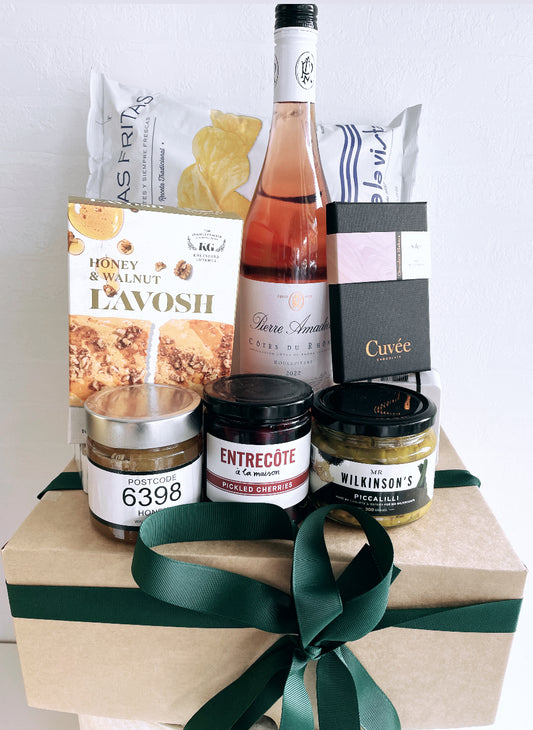 Hamper | Rosé and all the pretty things